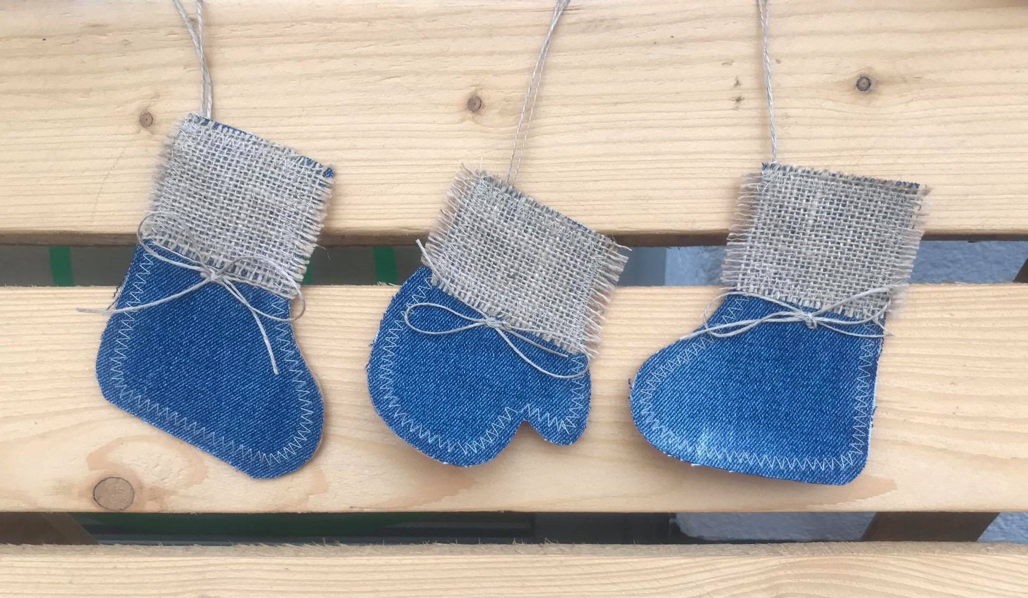tutorial na mega prostą ozdobę z resztek sklep Alternative Textiles